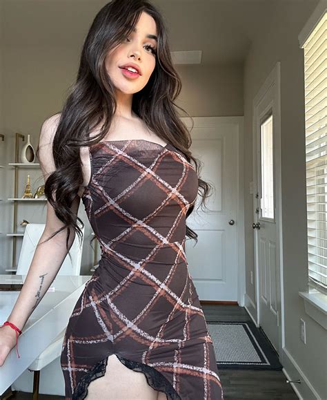 Alina Rose Cual Es Tu Color Favorito Instagram Alina Rose Cual Es Tu Color Favorito Instagram