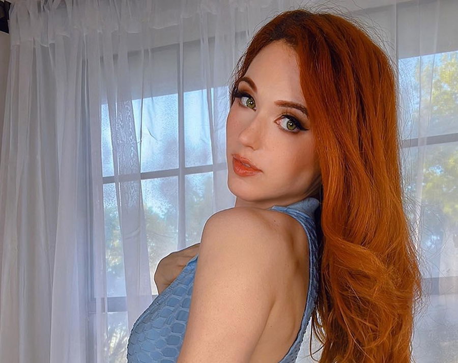 Amouranth Desvela Cu Nto Gan En Su Mejor Mes Entre Twitch Y Onlyfans Amouranth Desvela Cu Nto Gan En Su Mejor Mes Entre Twitch Y Onlyfans