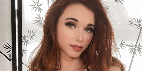 Amouranth Revela Lo Que Gana Cada Mes Entre Twitch Y Onlyfans Y Es Amouranth Revela Lo Que Gana Cada Mes Entre Twitch Y Onlyfans Y Es