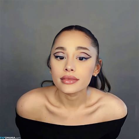 Ariana Grande Nude Leaked