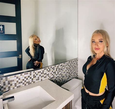 Charlotte Parkes Leaks