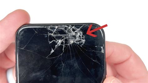 Cracked Iphone Screen Here S What You Should Do Cracked Iphone Screen Here S What You Should Do