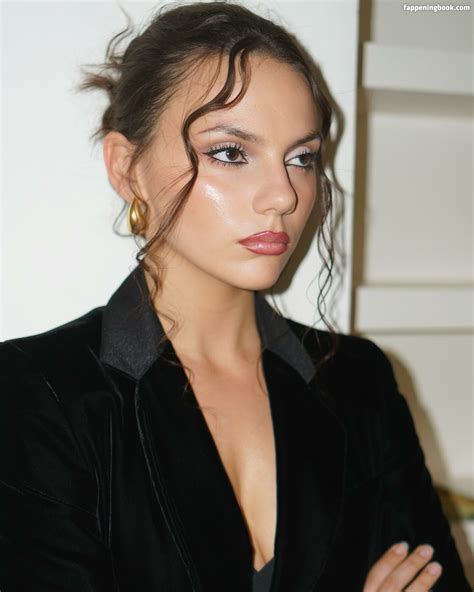 Dafne Keen Nude Leaks