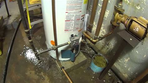 How To Tell If Your Hot Water Heater Is Leaking Youtube How To Tell If Your Hot Water Heater Is Leaking Youtube