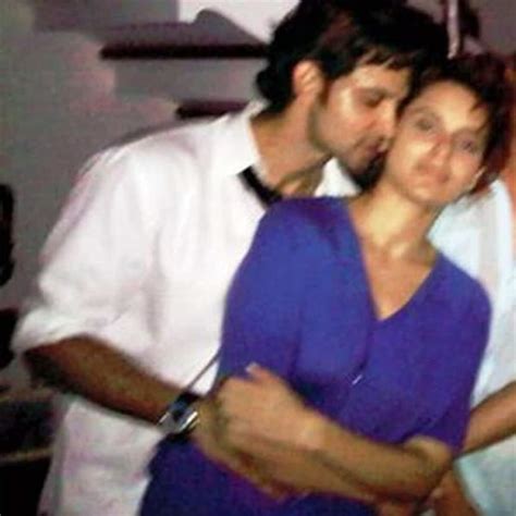 Jacqueline Fernandez S Hickey To Kangana Ranaut S Intimate Picture Jacqueline Fernandez S Hickey To Kangana Ranaut S Intimate Picture