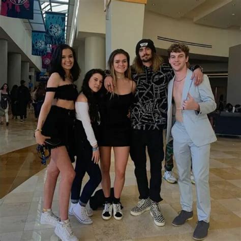 Megan Nutt Megnutt Biography Wiki Family Boyfriend Career Faqs Megan Nutt Megnutt Biography Wiki Family Boyfriend Career Faqs