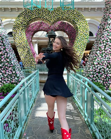 Rachel Pizzolato Looks Sexy In A Black Dress And Red Boots 10 Photos
