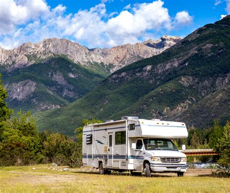 Rv Insurance What You Need To Know About Insuring An Rv Rv Insurance What You Need To Know About Insuring An Rv