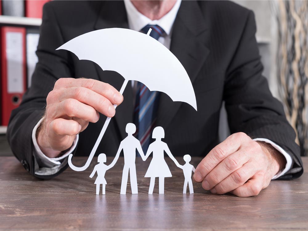 Term Life Vs Traditional Life Insurance Plans Which Option Is Better Term Life Vs Traditional Life Insurance Plans Which Option Is Better