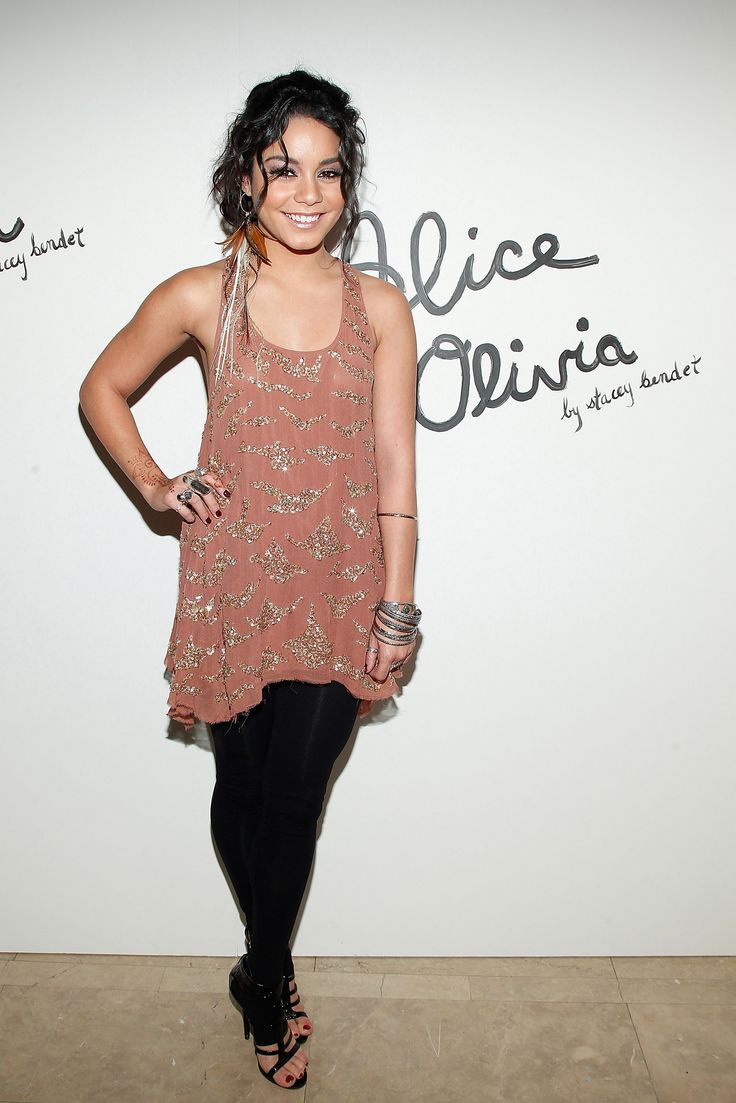 Vanessa Hudgens Alice Olivia Fashion Show In New York Vanessa Vanessa Hudgens Alice Olivia Fashion Show In New York Vanessa