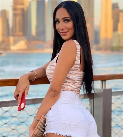 Who Is Scarlet Vas Actress Wiki Biography Age Boyfriend Family Who Is Scarlet Vas Actress Wiki Biography Age Boyfriend Family