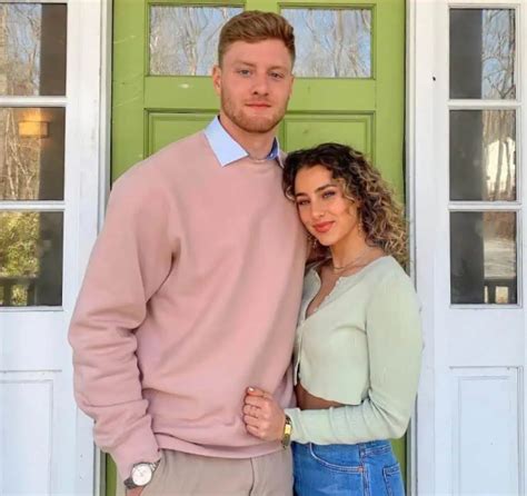 Will Levis Gia Duddy Going Viral Over Their Swimming Pool Video Will Levis Gia Duddy Going Viral Over Their Swimming Pool Video
