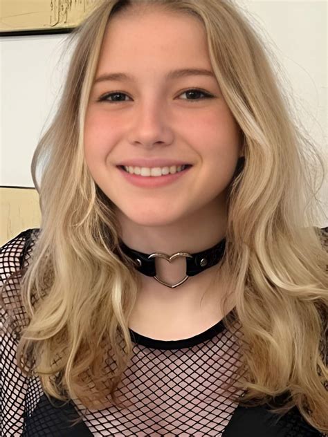Zoe Moore Model Age Height Weight Wiki Biography Photos And More Zoe Moore Model Age Height Weight Wiki Biography Photos And More